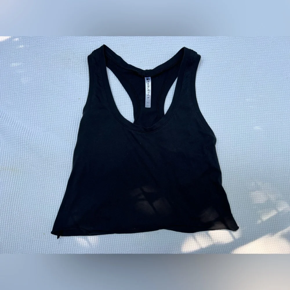Fabletics Cropped Tank - Picture 1 of 3